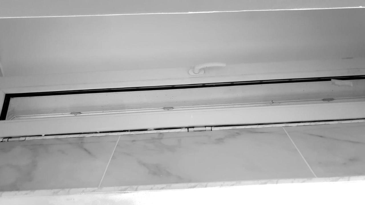 Jolie Appartement Avec 2 Chambres Partagees Paris Exterior photo
